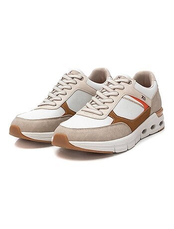Baskets sport homme à lacets