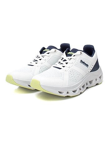 Baskets sport homme à lacets