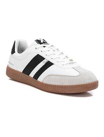 Baskets sport homme à lacets