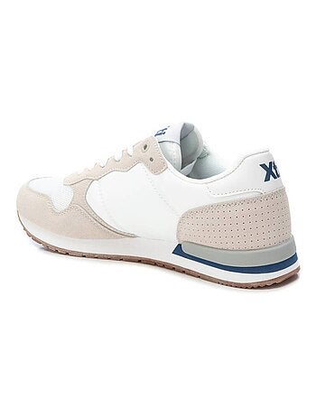 Baskets sport homme à lacets