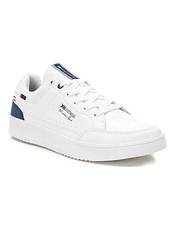 Baskets sport homme à lacets