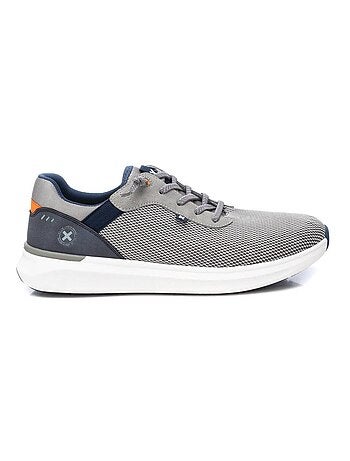 Baskets sport homme à lacets