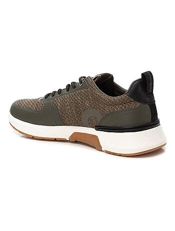 Baskets sport homme à lacets