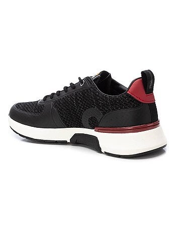 Baskets sport homme à lacets