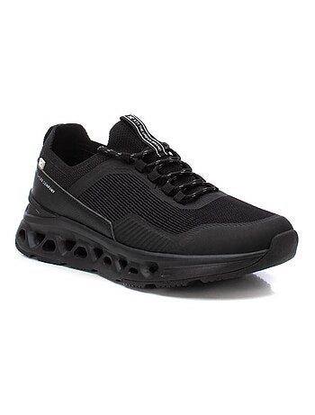 Baskets sport homme à lacets