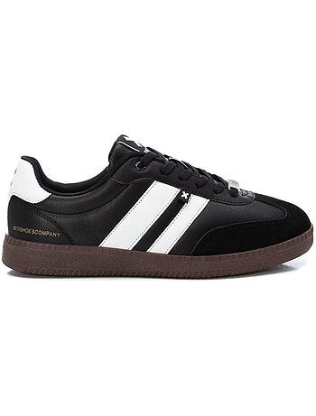 Baskets sport homme à lacets