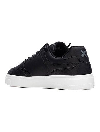 Baskets sport homme à lacets