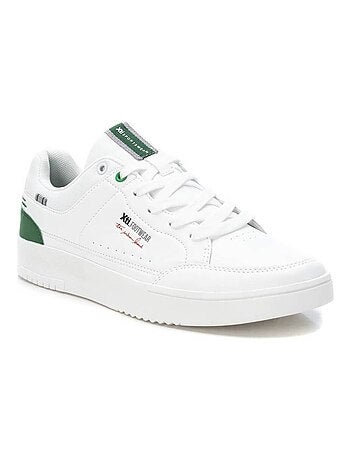 Baskets sport homme à lacets