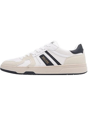 Baskets sportwear tendances 'Deeluxe'