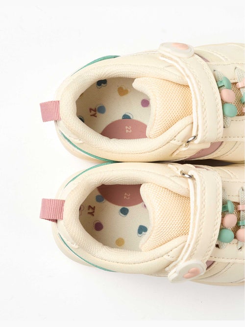 Baskets superlight runner avec perles - Kiabi Baskets superlight runner avec perles - Kiabi