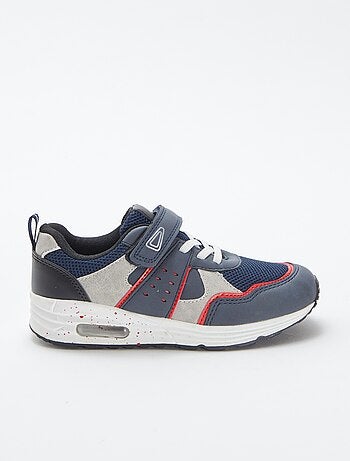 Baskets tricolores à scratch et lacets