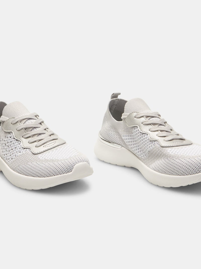 Baskets tricot ajouré à lacets BATA Gris - Kiabi