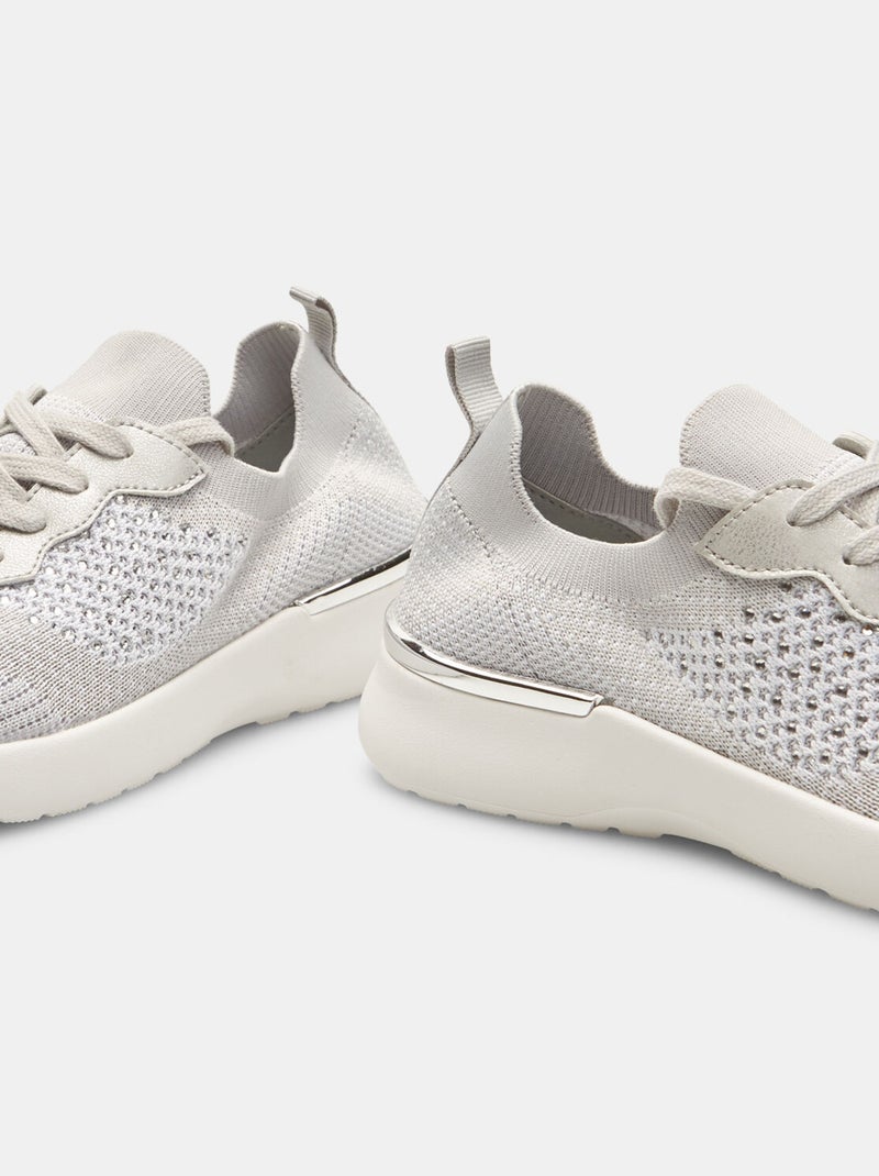 Baskets tricot ajouré à lacets BATA Gris - Kiabi