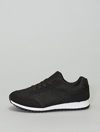 Baskets type sport