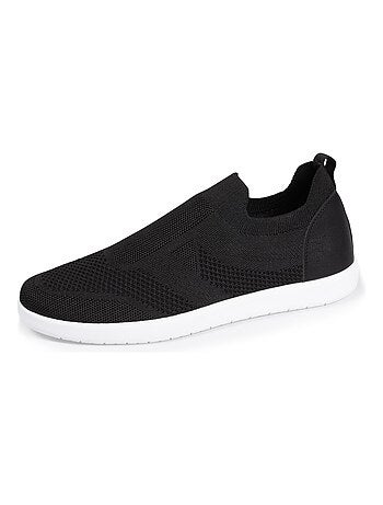 Baskets ultra confortables (technologie everywear™ ), et légères, faciles à enfiler