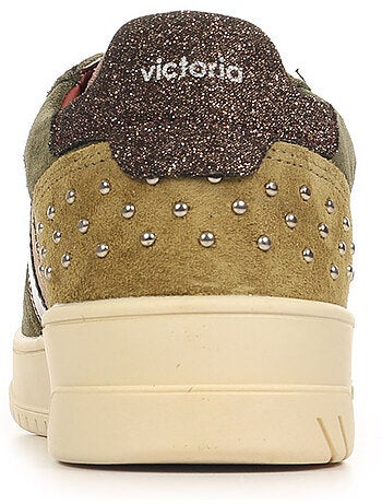 Baskets victoria seul clous