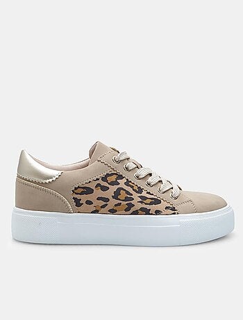 Bata chaussures lanières confortables