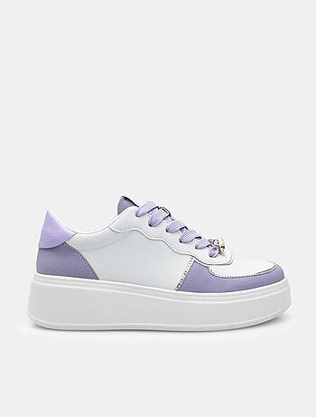 Bata laces et velcro décontractées