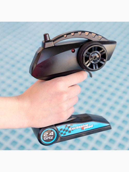 Bateau de police télécommandé 36 cm racing boat - Kiabi
