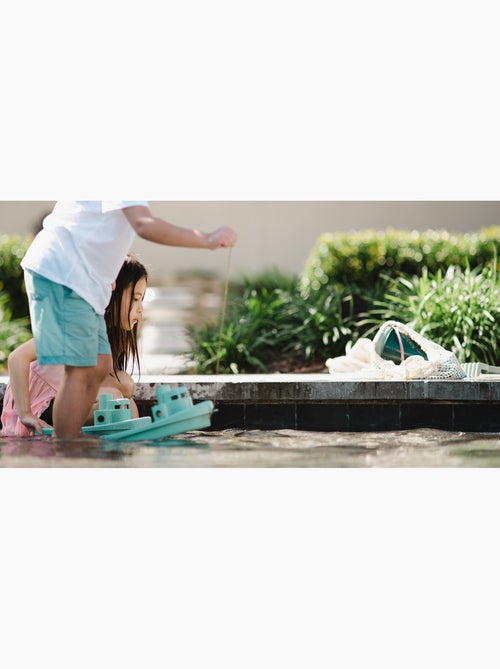 Bateau et seau de plage - Kiabi