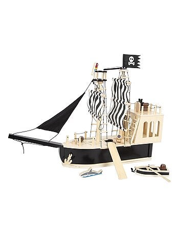 Bateau pirate en bois