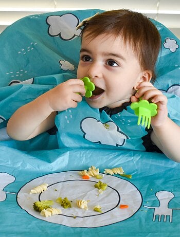 Bavoir intégral couvrant bébé et chaise haute
