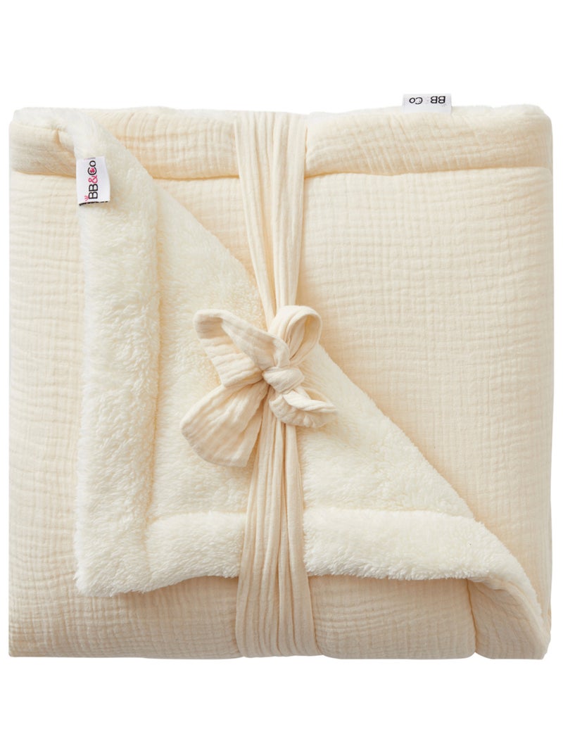 BB & Co - Couverture polaire Mousse de lait Ecru - Kiabi