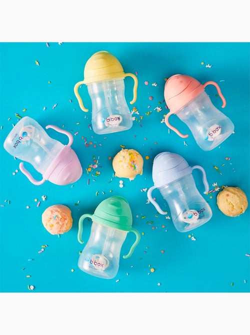 B.box | tasse d'apprentissage bébé à paille lestée anti-fuite - Kiabi B.box | tasse d'apprentissage bébé à paille lestée anti-fuite - Kiabi