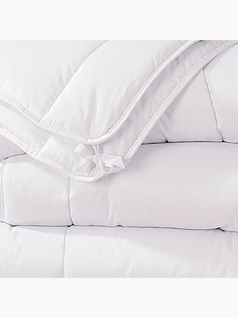Becquet - Couette 4 saisons HYGIAFILL en polyester Blanc - Kiabi