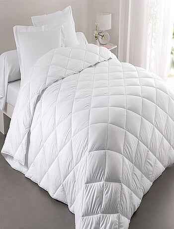 Becquet - Couette chaude HELSINKI en polyester