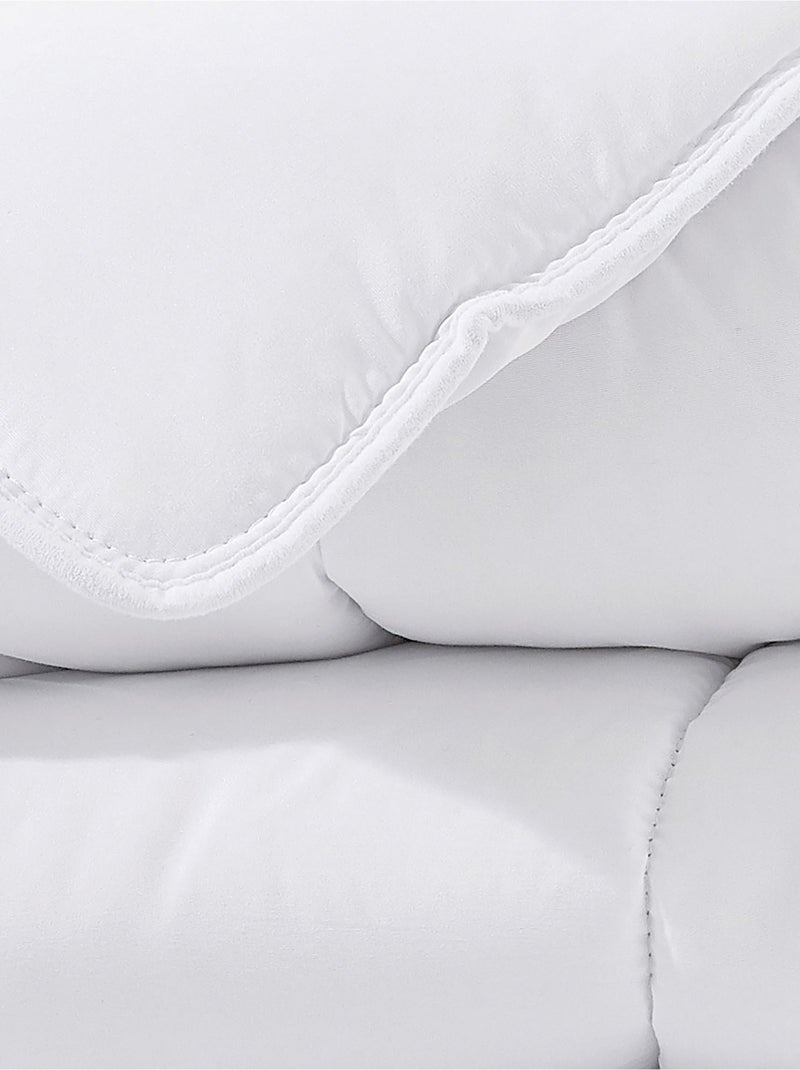 Becquet - Couette légère ANTIACARIEN BIOME en polyester Blanc - Kiabi
