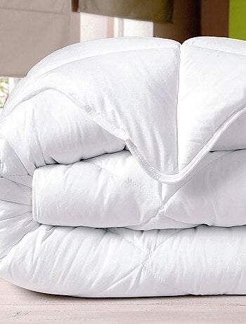 Becquet - Couette légère HYGIAFILL en polyester