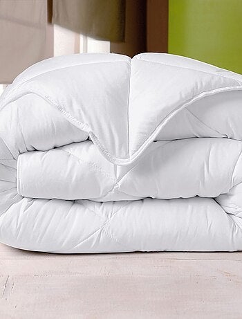 Becquet - Couette légère HYGIAFILL en polyester