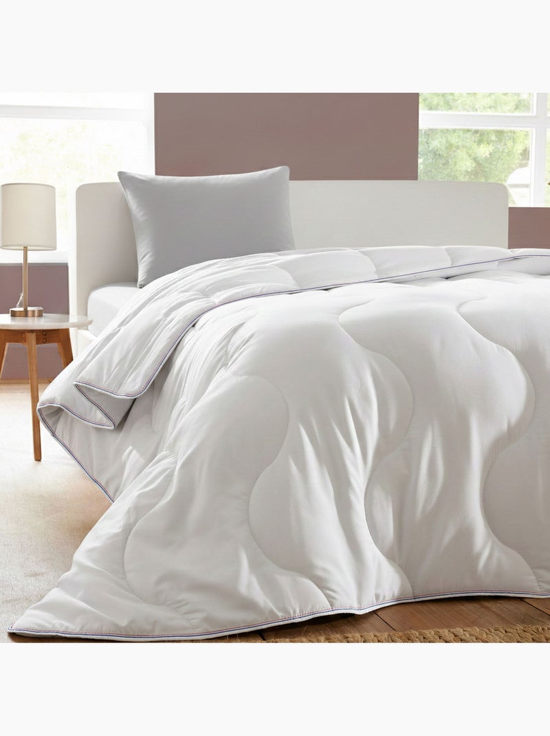 Becquet - Couette tempérée C+SUR en polyester Blanc - Kiabi