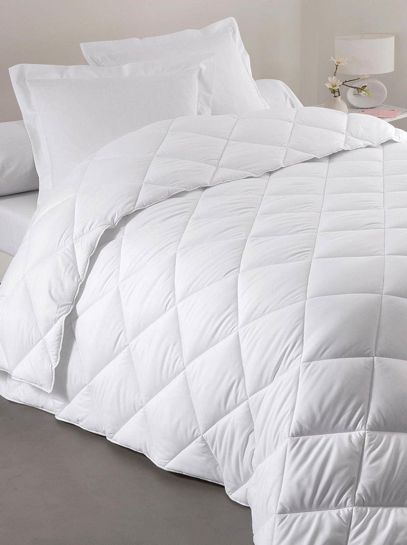 Becquet - Couette tempérée HELSINKI en polyester Blanc - Kiabi