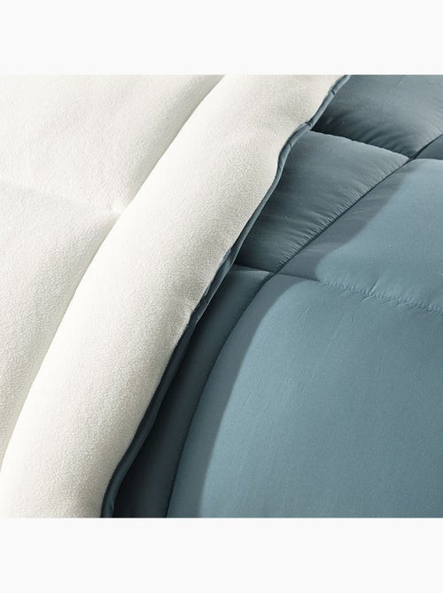 Becquet - Couette très chaude MICROFIBRE/POLAIRE en polyester - Kiabi Becquet - Couette très chaude MICROFIBRE/POLAIRE en polyester - Kiabi