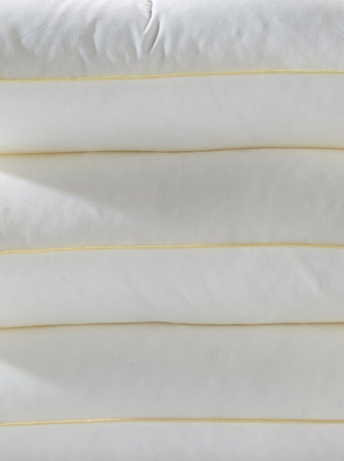 Becquet - Oreiller moelleux en coton - Kiabi Becquet - Oreiller moelleux en coton - Kiabi