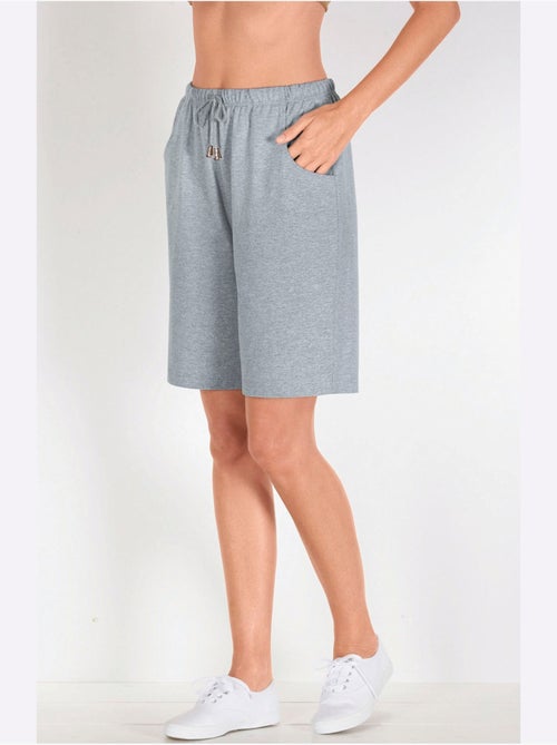 Bermuda à ceinture élastique et cordon avec deux poches - Taille standard - Moda Vilona - Kiabi Bermuda à ceinture élastique et cordon avec deux poches - Taille standard - Moda Vilona - Kiabi