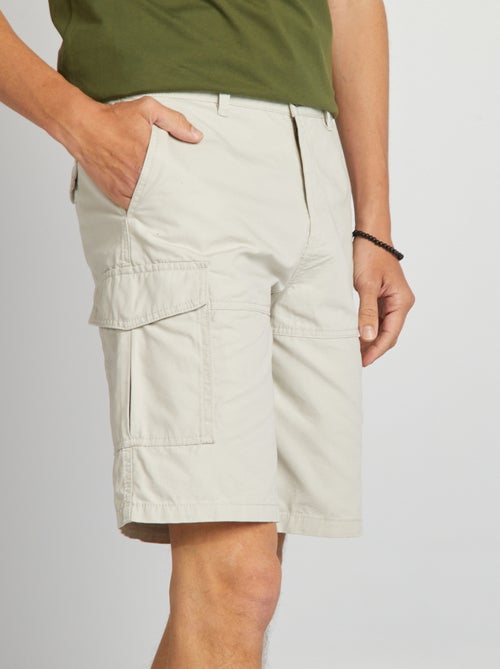 Bermuda avec poches sur les côtés - Kiabi