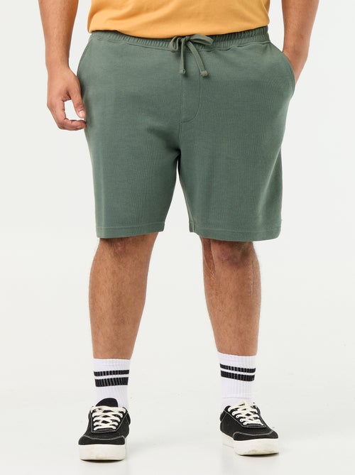 Bermuda chino à la taille élastiquée - Kiabi Bermuda chino à la taille élastiquée - Kiabi