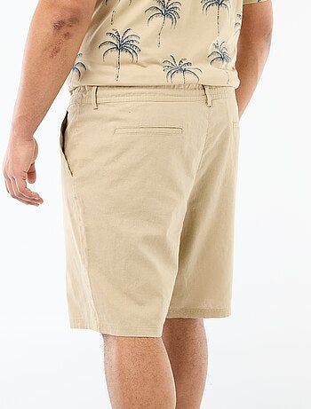 Bermuda chino avec ouverture boutonnée + zippée + liens de serrage