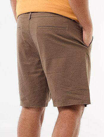 Bermuda chino avec ouverture boutonnée + zippée + liens de serrage