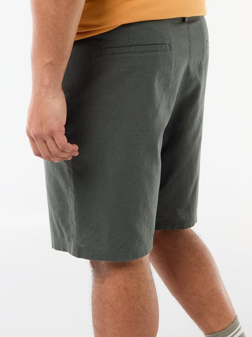 Bermuda chino avec ouverture boutonnée + zippée + liens de serrage - Kiabi