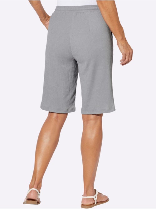 Bermuda décontracté à ceinture élastique et poches pratiques - Taille standard - Moda Vilona - Kiabi Bermuda décontracté à ceinture élastique et poches pratiques - Taille standard - Moda Vilona - Kiabi