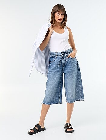 Bermuda en jean avec lien ceinture