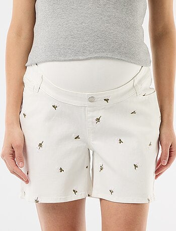 Bermuda en jean taille haute de maternité avec broderies
