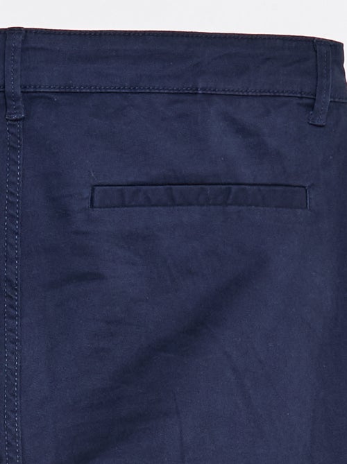 Bermuda homme à coupe chino uni - Kiabi Bermuda homme à coupe chino uni - Kiabi