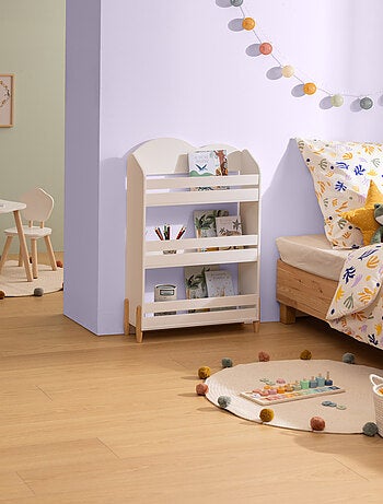 Bibliothèque enfant à étagères ouvertes forme organique