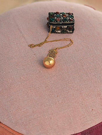 Bijou de grossesse Bola avec chaîne - Ananas Or