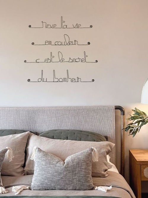 Bijoux de mur - Citation en fil de fer - Rêve ta vie en couleur c'est le secret du bonheur - Kiabi
